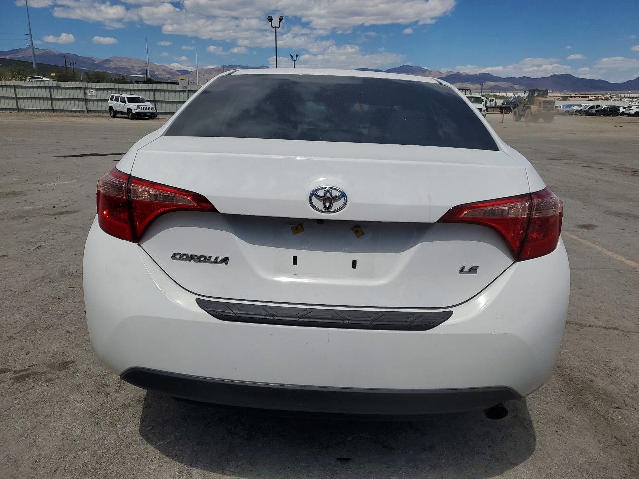 2018 TOYOTA COROLLA