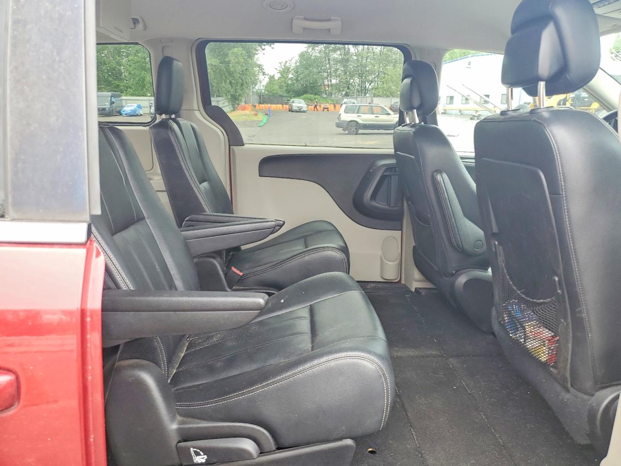 2016 CHRYSLER MINIVAN