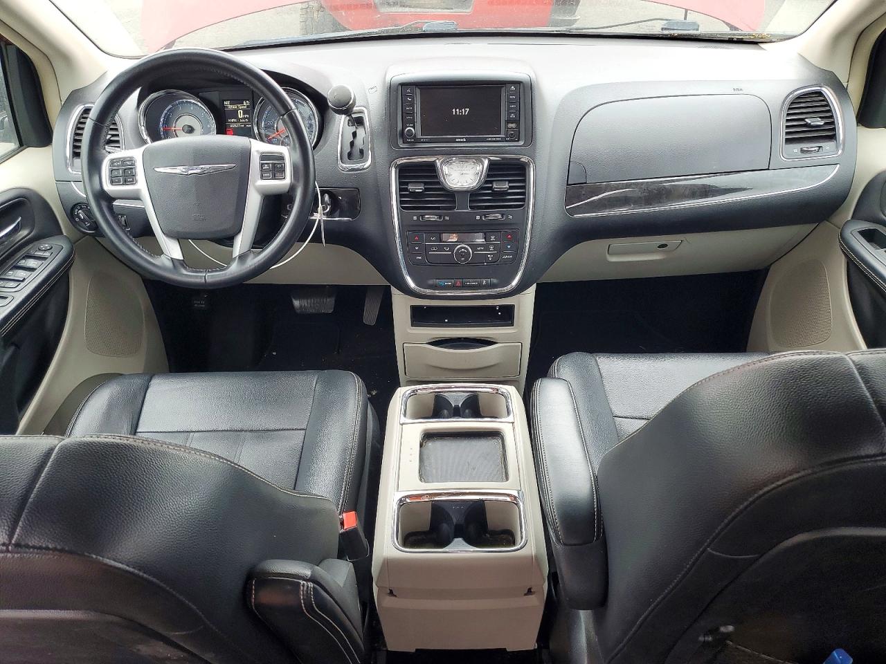 2016 CHRYSLER MINIVAN