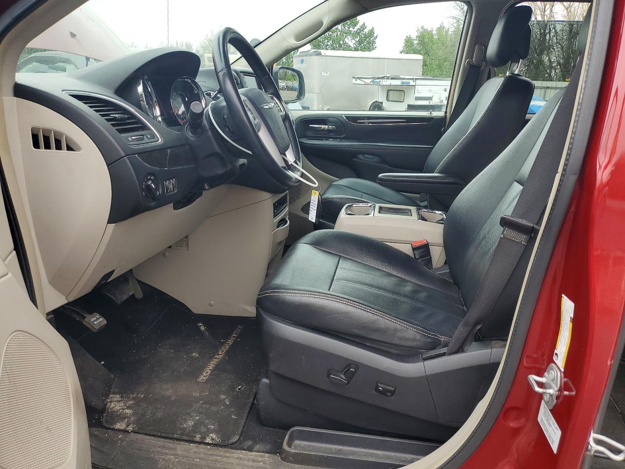 2016 CHRYSLER MINIVAN