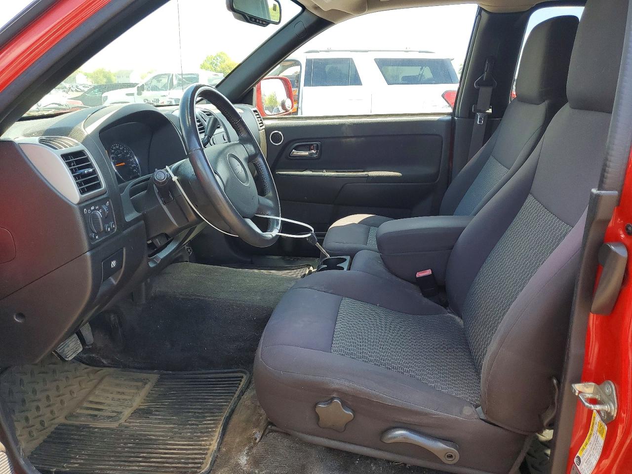 2011 CHEVROLET COLORADO