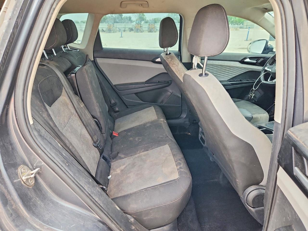 2022 VOLKSWAGEN TAOS S
