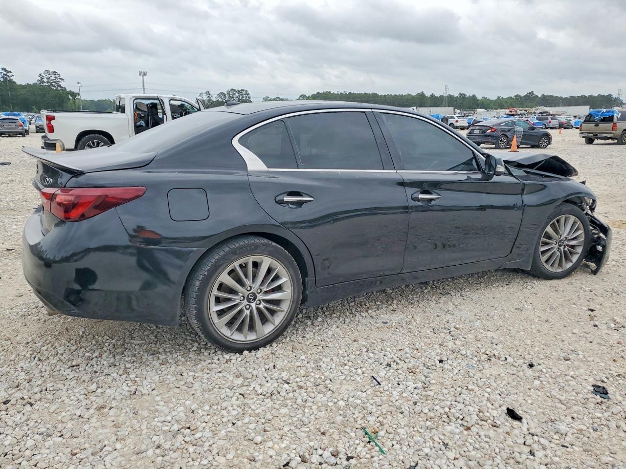 2021 INFINITI Q50