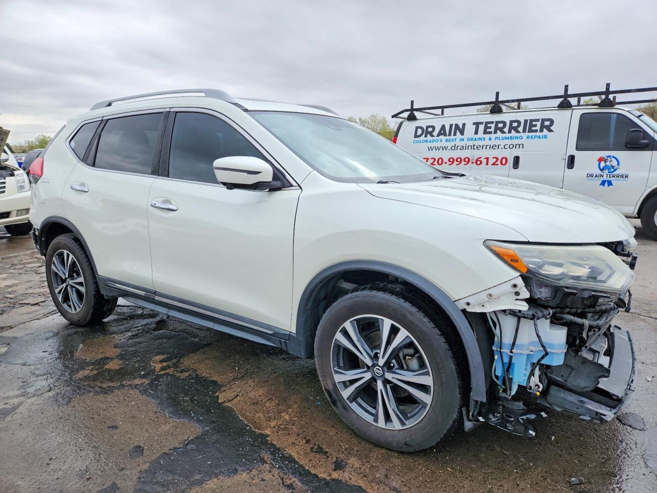 2017 NISSAN ROGUE
