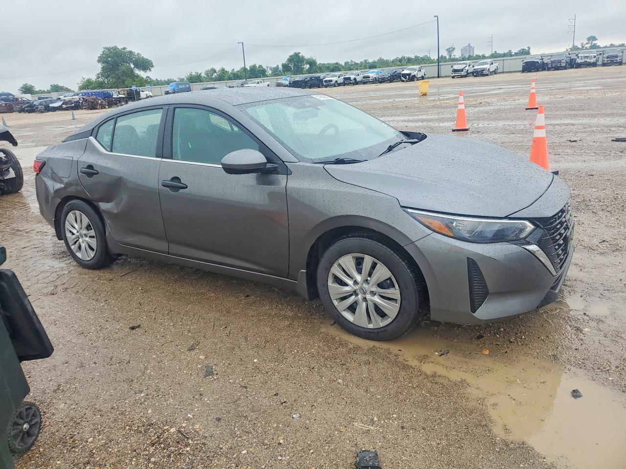 2024 NISSAN SENTRA