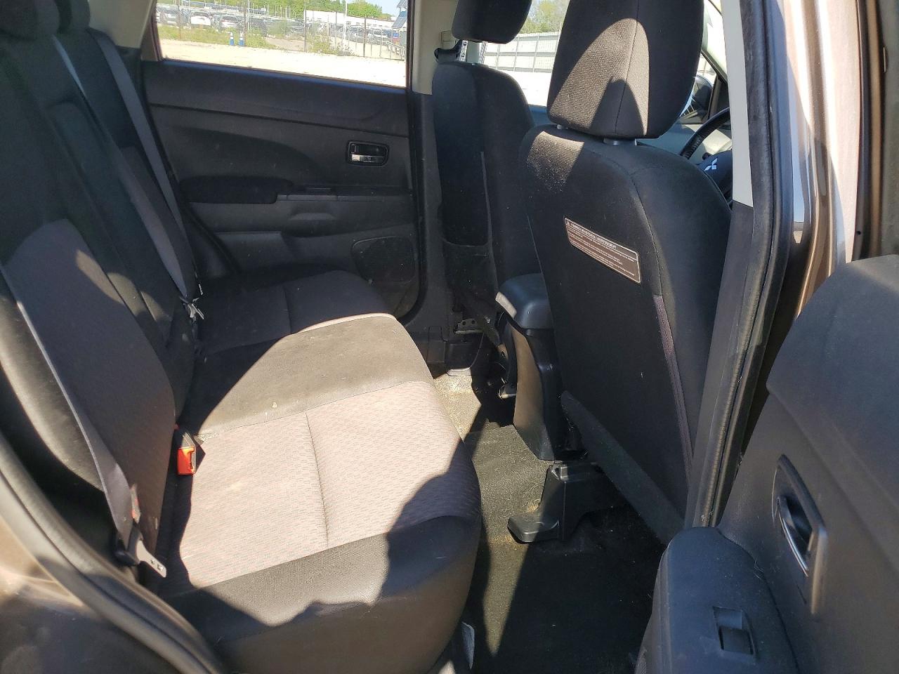 2017 MITSUBISHI OUTLANDER