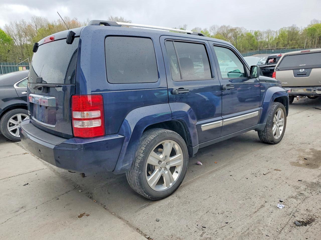 2012 JEEP LIBERTY