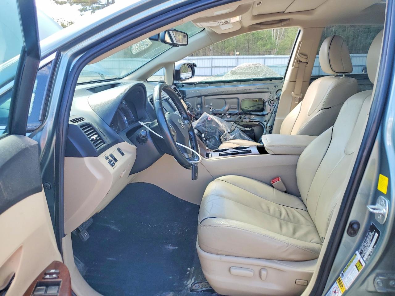 2010 TOYOTA VENZA FWD