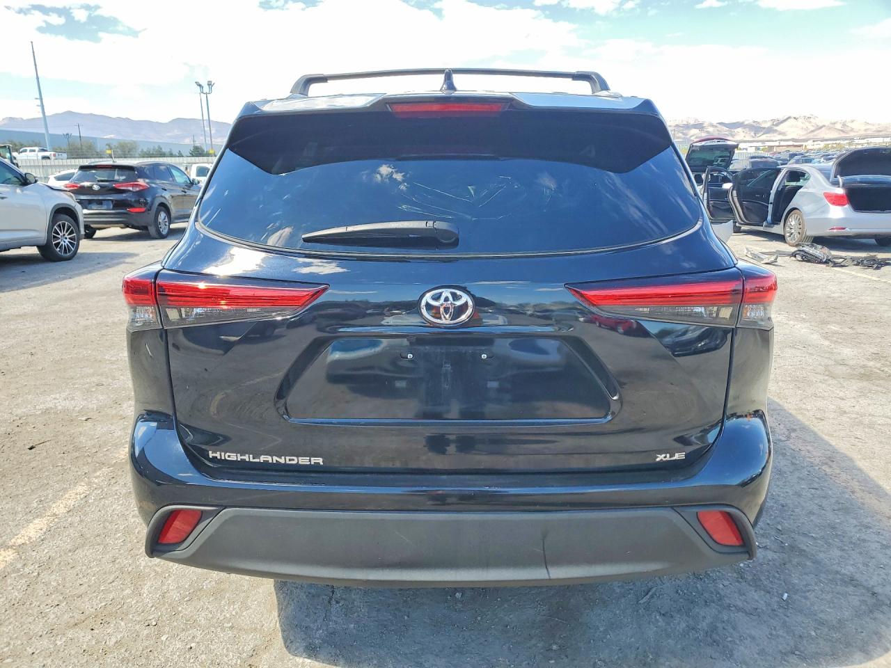 2023 TOYOTA HIGHLANDER