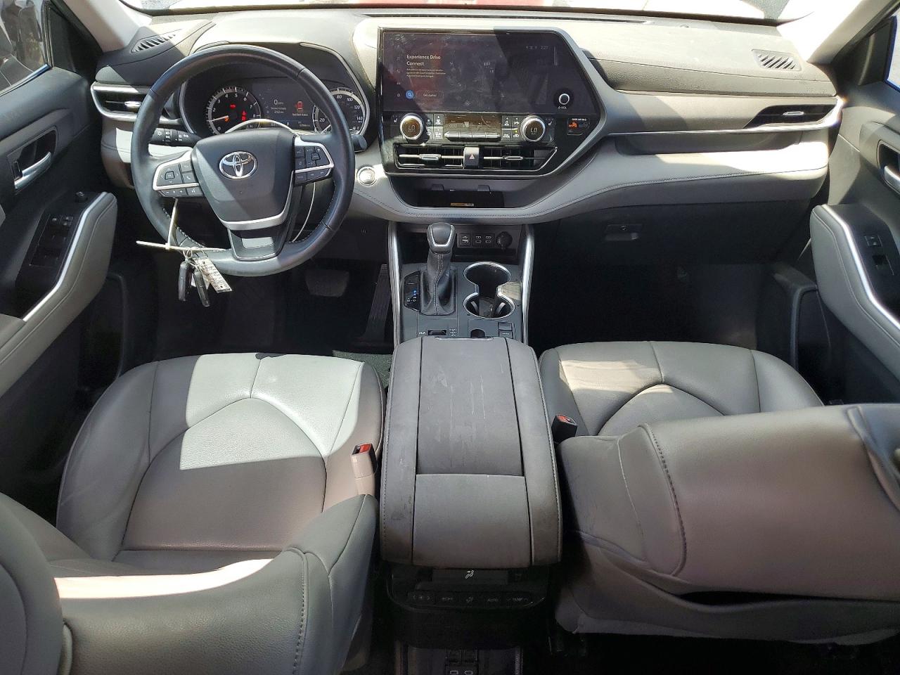 2023 TOYOTA HIGHLANDER