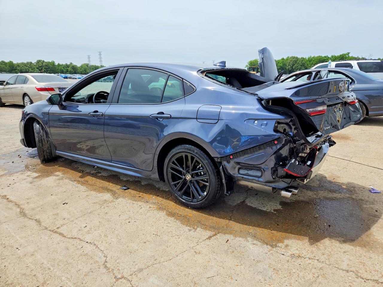 2026 TOYOTA CAMRY