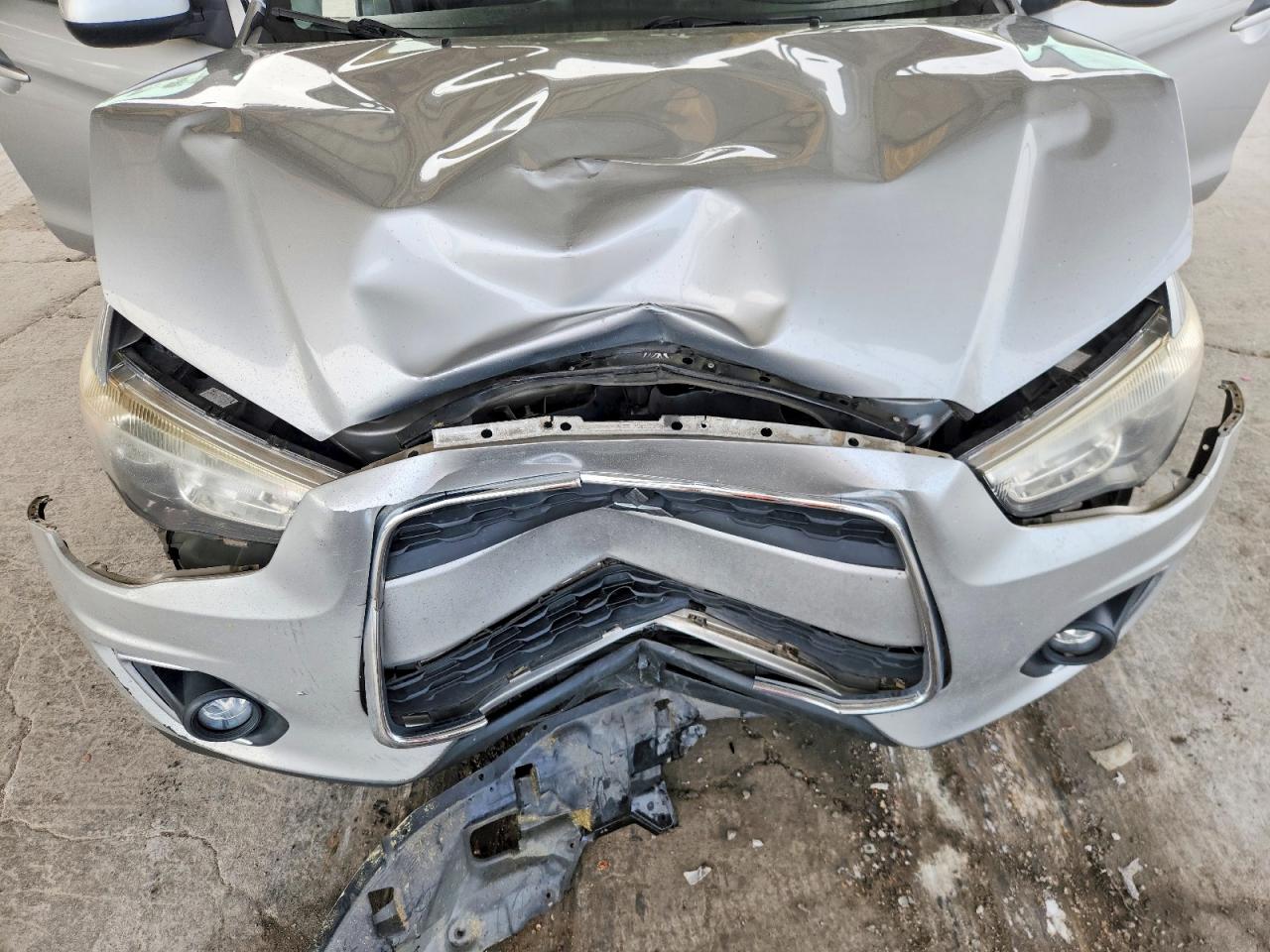 2015 MITSUBISHI OUTLANDER