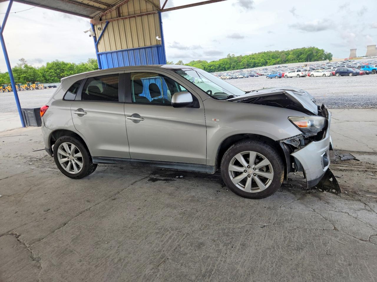 2015 MITSUBISHI OUTLANDER