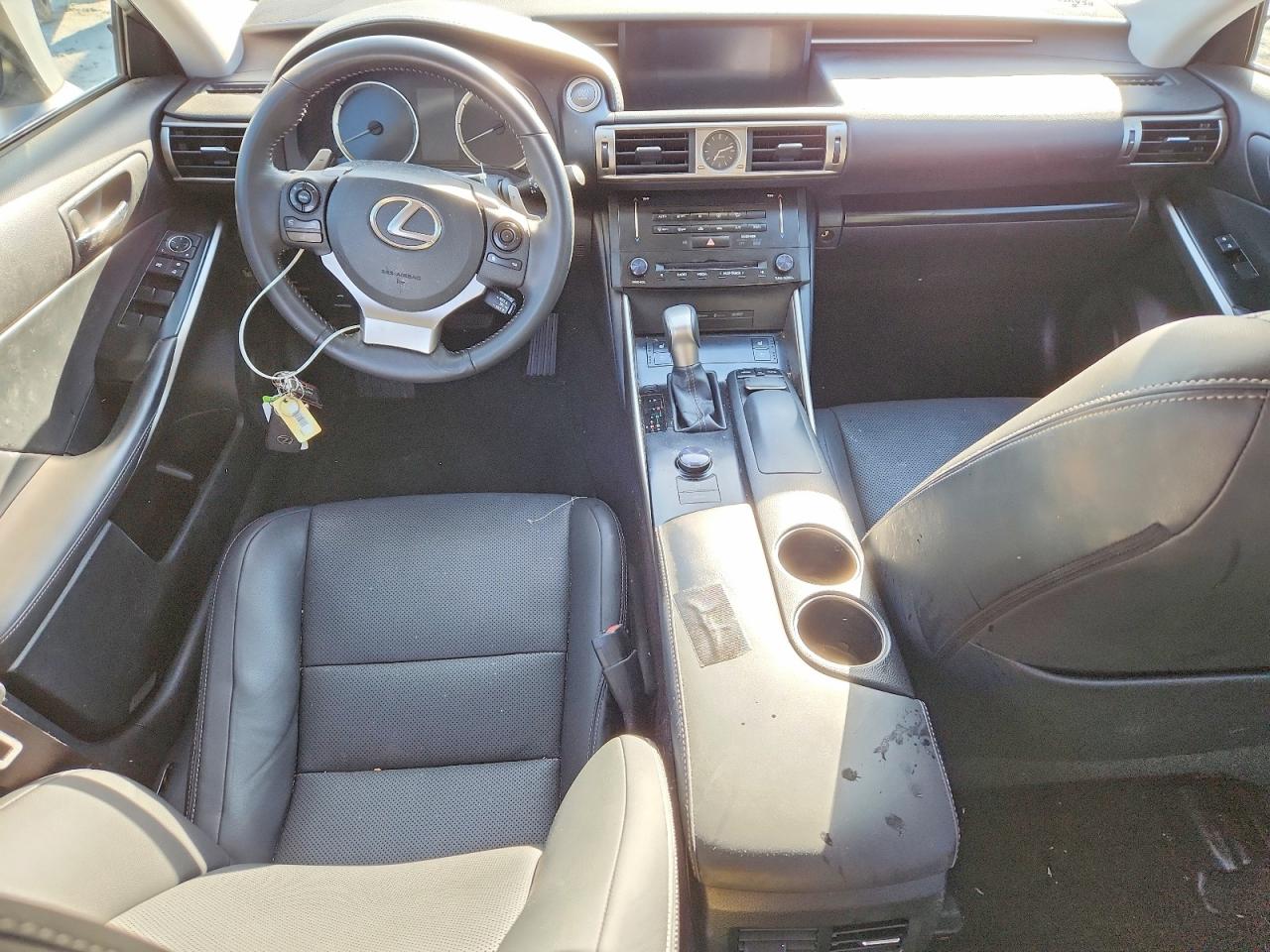 2014 LEXUS IS