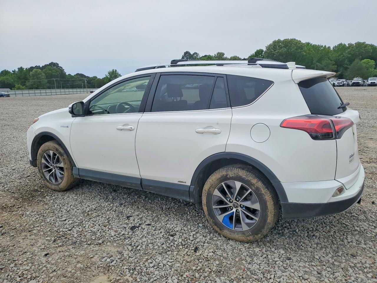 2016 TOYOTA RAV4
