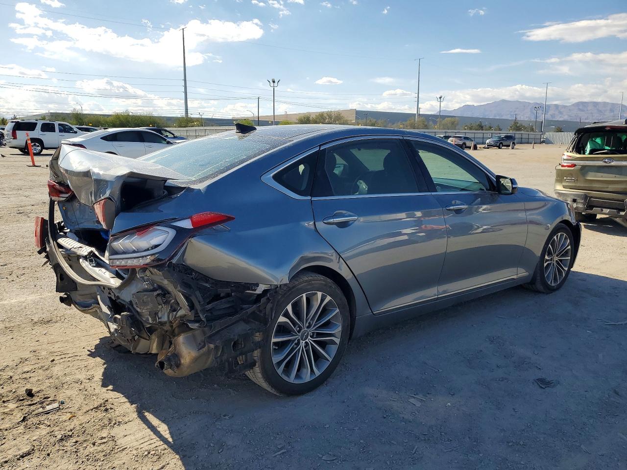 2015 HYUNDAI GENESIS