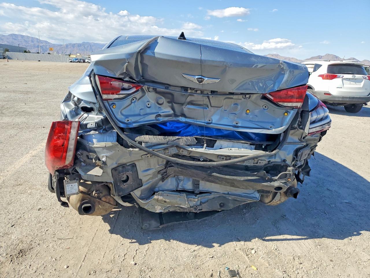 2015 HYUNDAI GENESIS