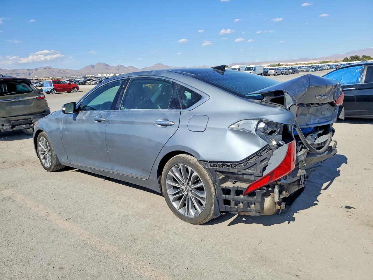 2015 HYUNDAI GENESIS