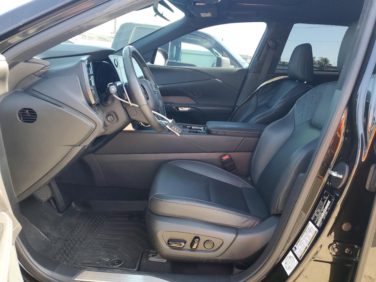2023 LEXUS RX350