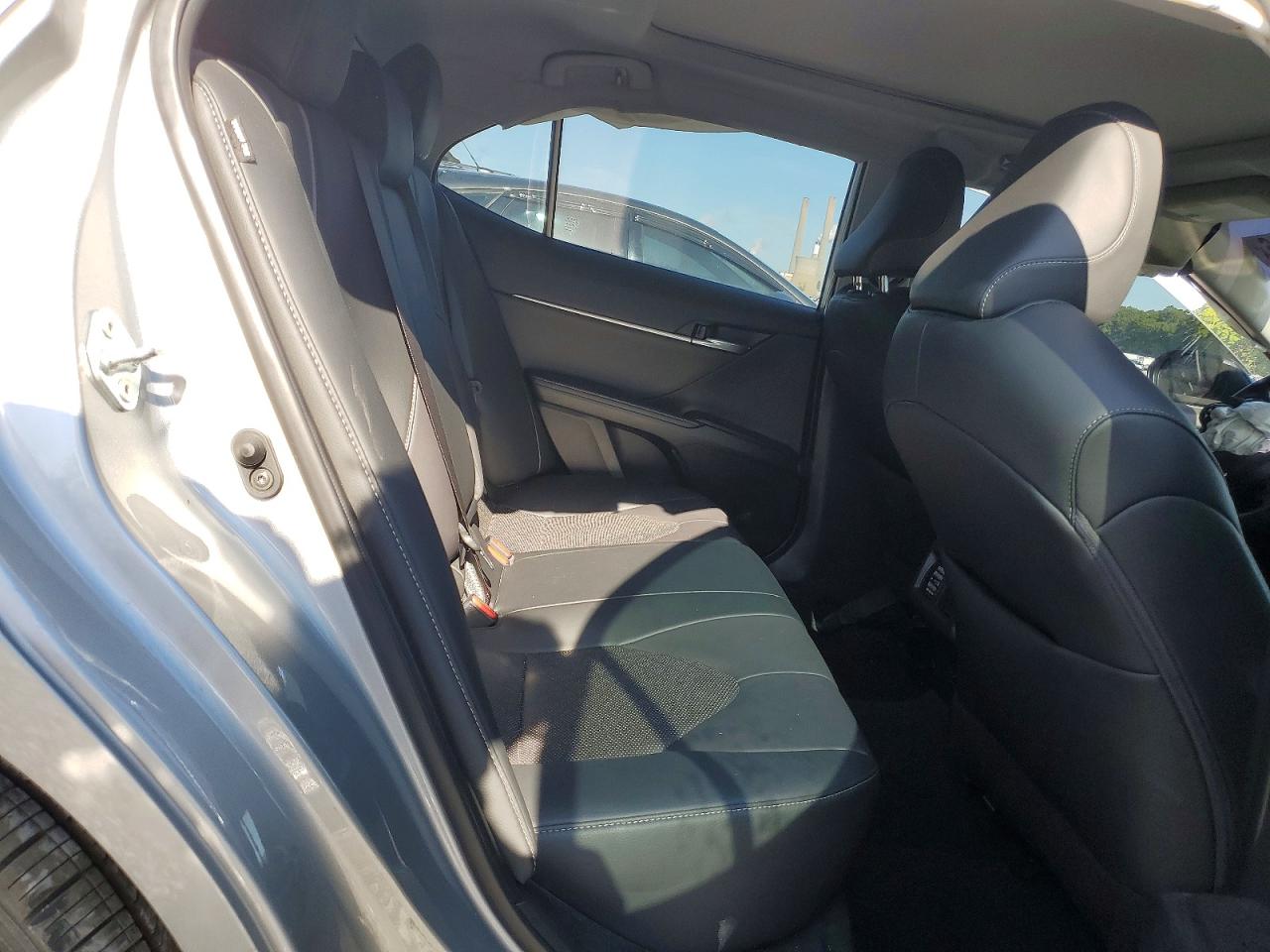 2023 TOYOTA CAMRY