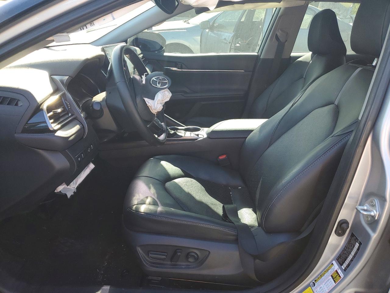2023 TOYOTA CAMRY