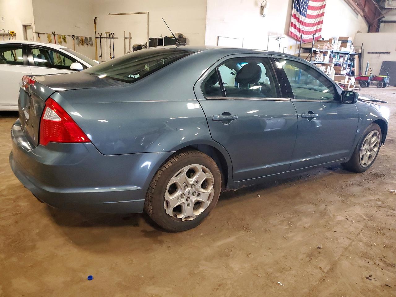 2011 FORD FUSION