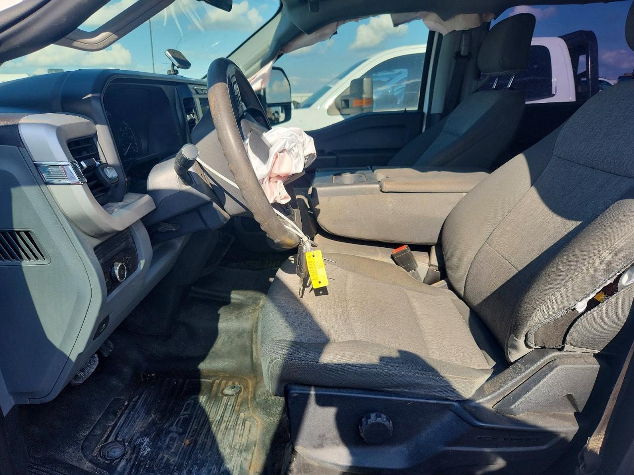 2024 FORD F250