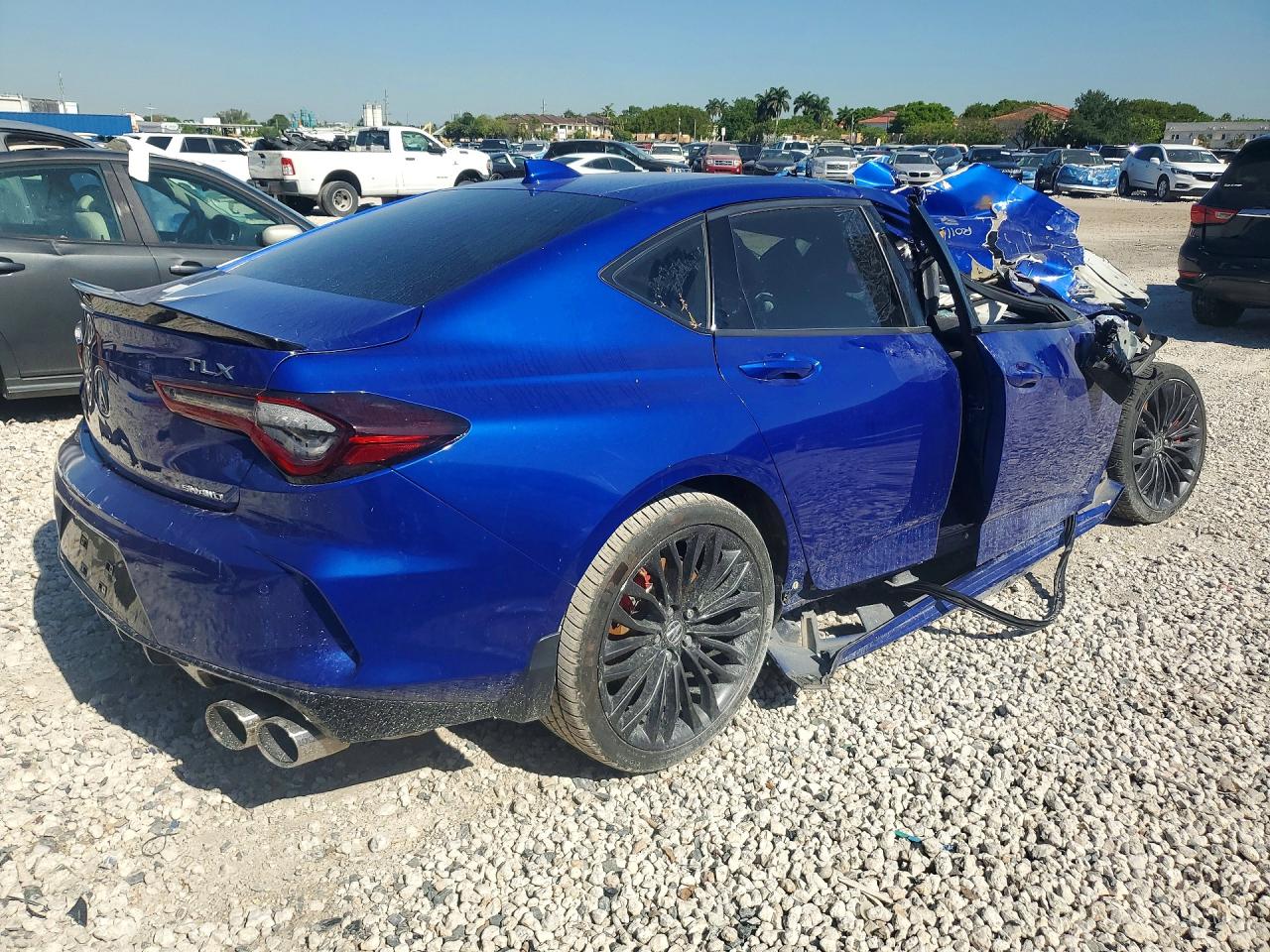 2022 ACURA TLX