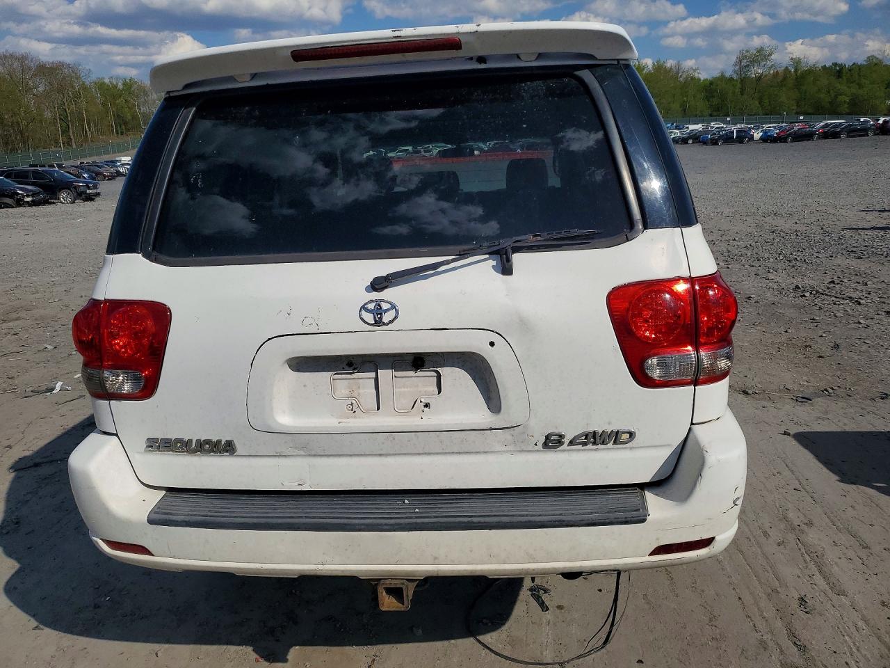 2005 TOYOTA SEQUOIA