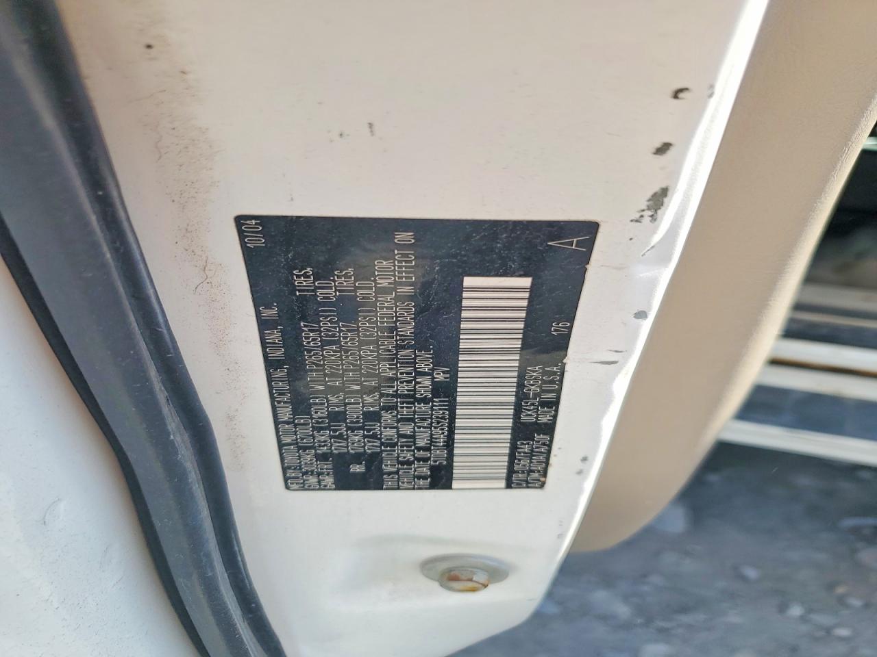 2005 TOYOTA SEQUOIA
