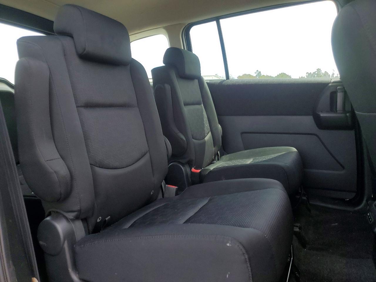 2009 MAZDA 5
