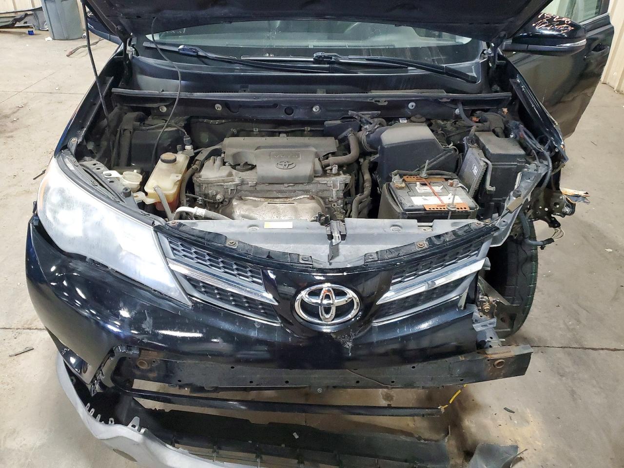2015 TOYOTA RAV4