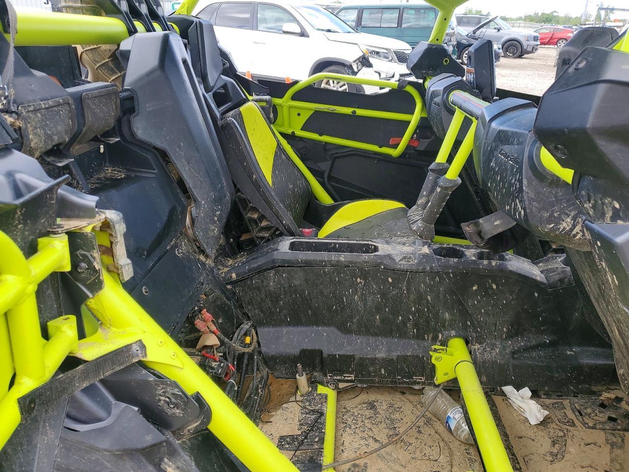 2021 CAN-AM SIDEBYSIDE