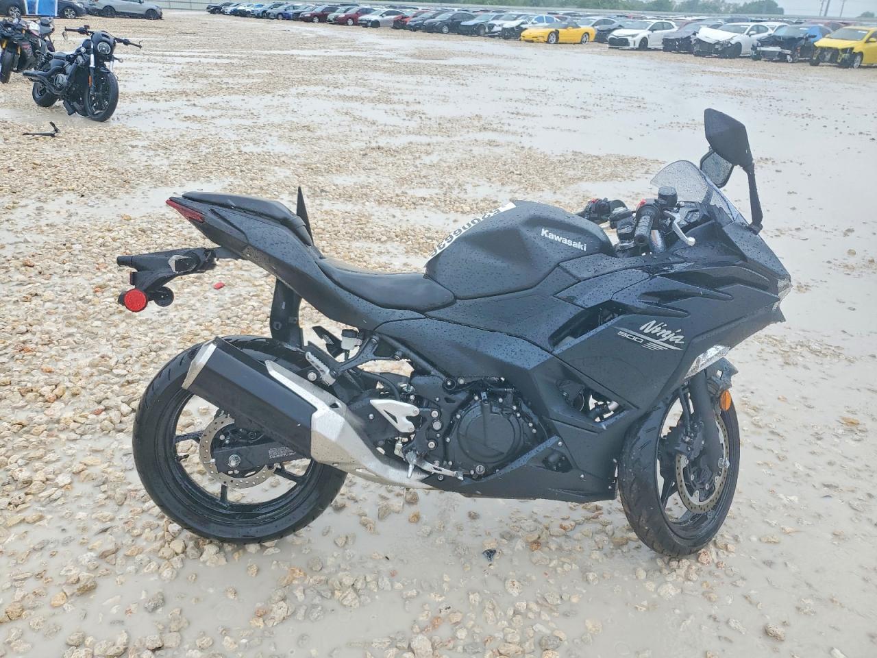2026 KAWASAKI EX