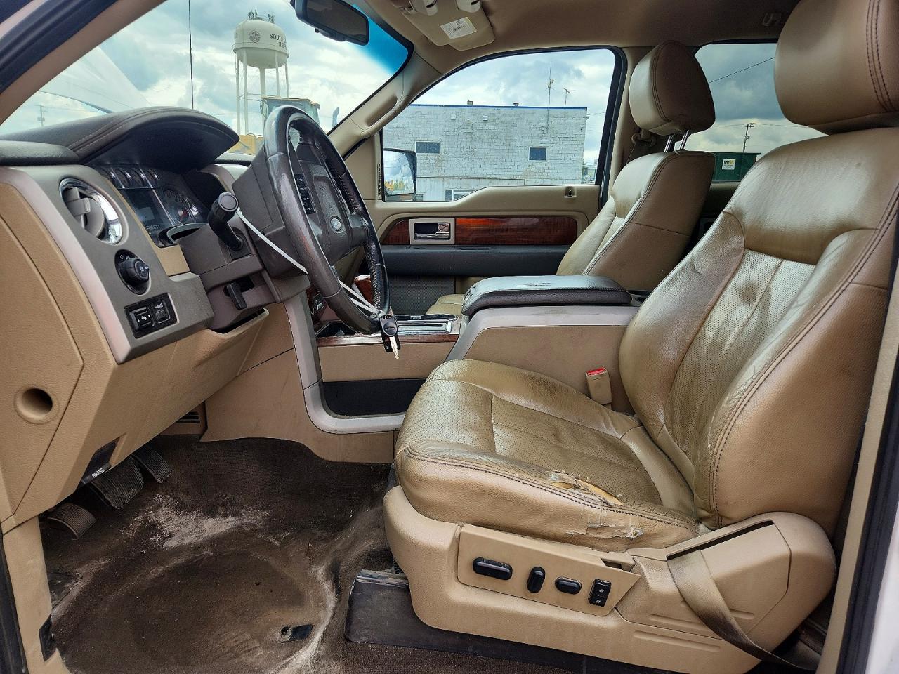 2010 FORD F150
