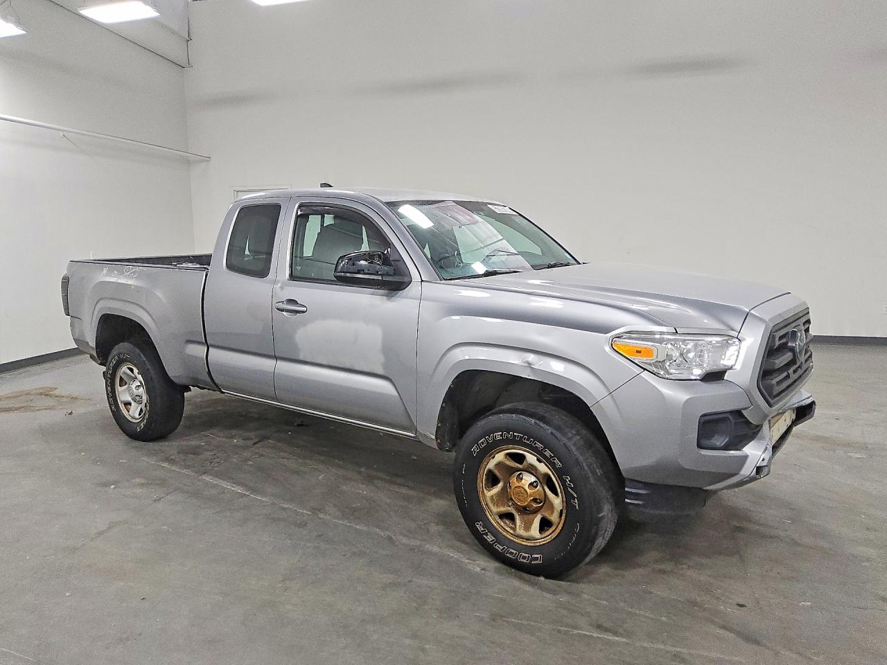 2018 TOYOTA TACOMA SR