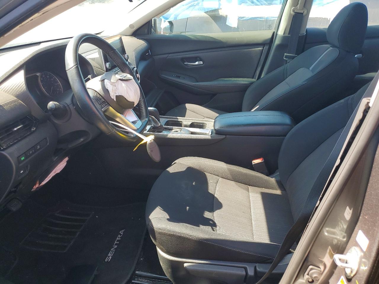 2022 NISSAN SENTRA