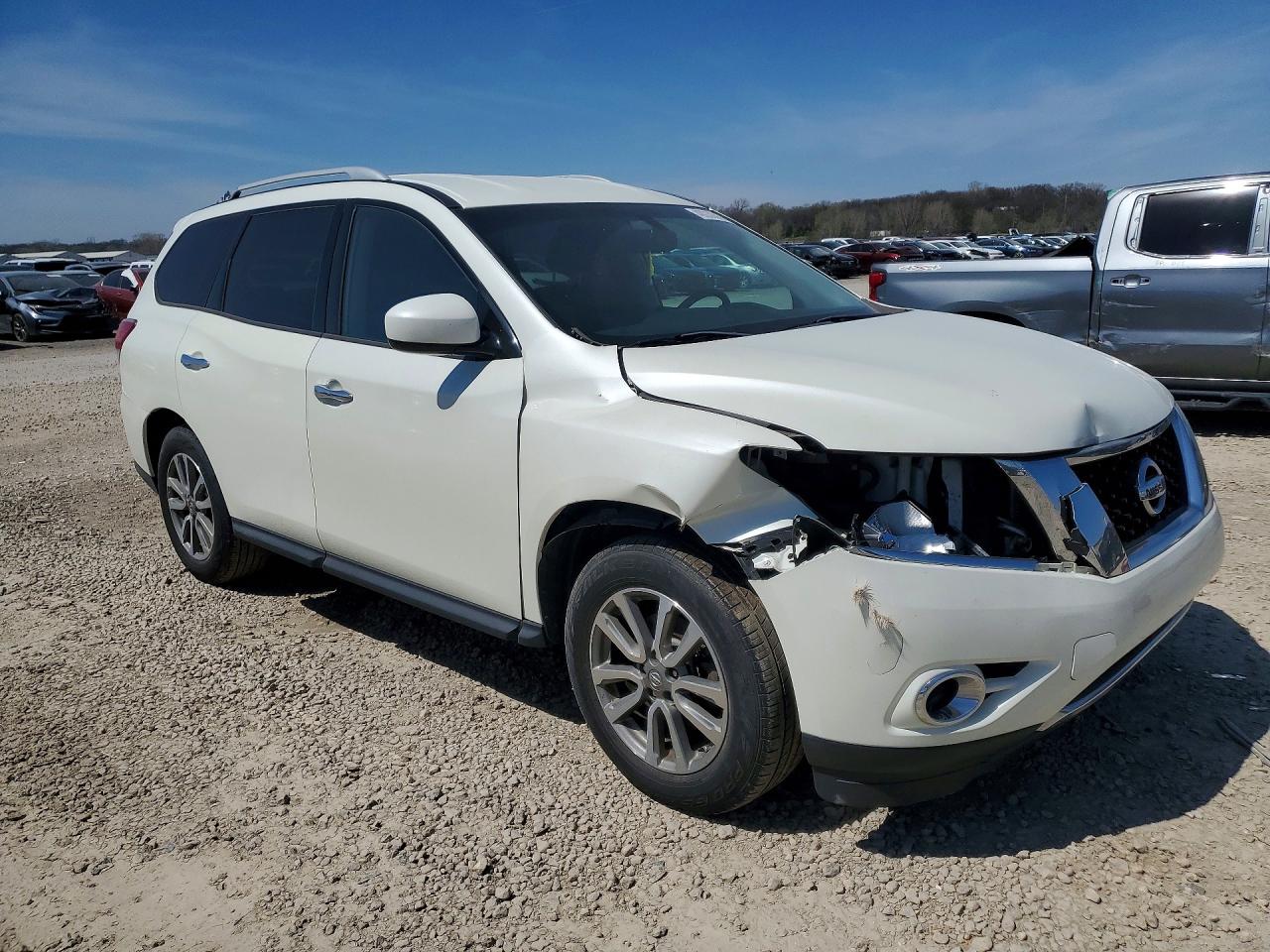 2016 NISSAN PATHFINDER