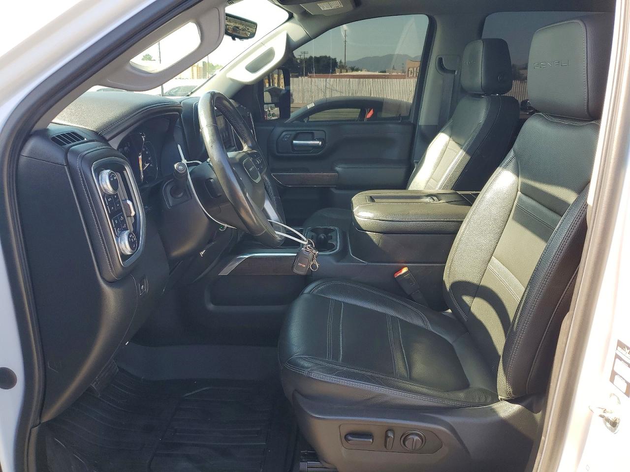 2020 GMC SIERRA
