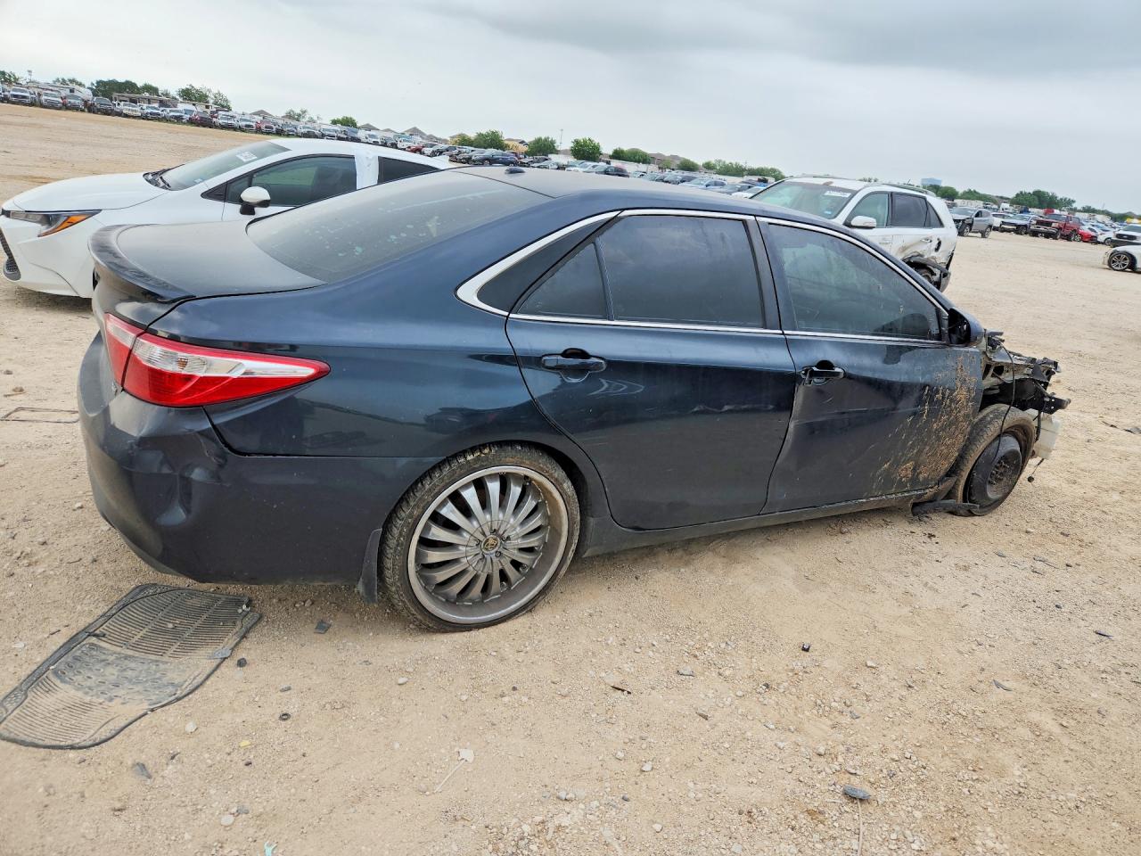 2017 TOYOTA CAMRY