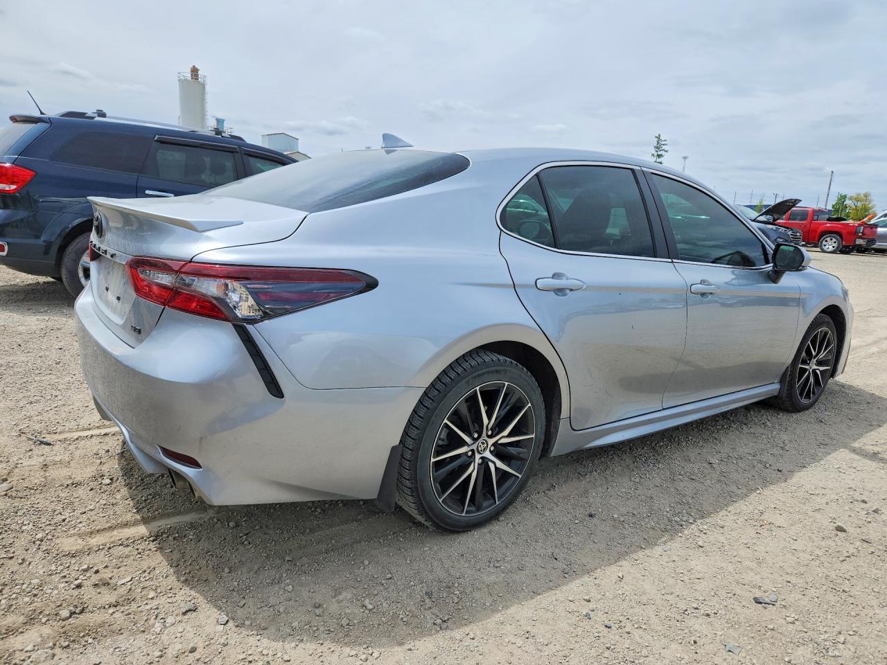 2024 TOYOTA CAMRY