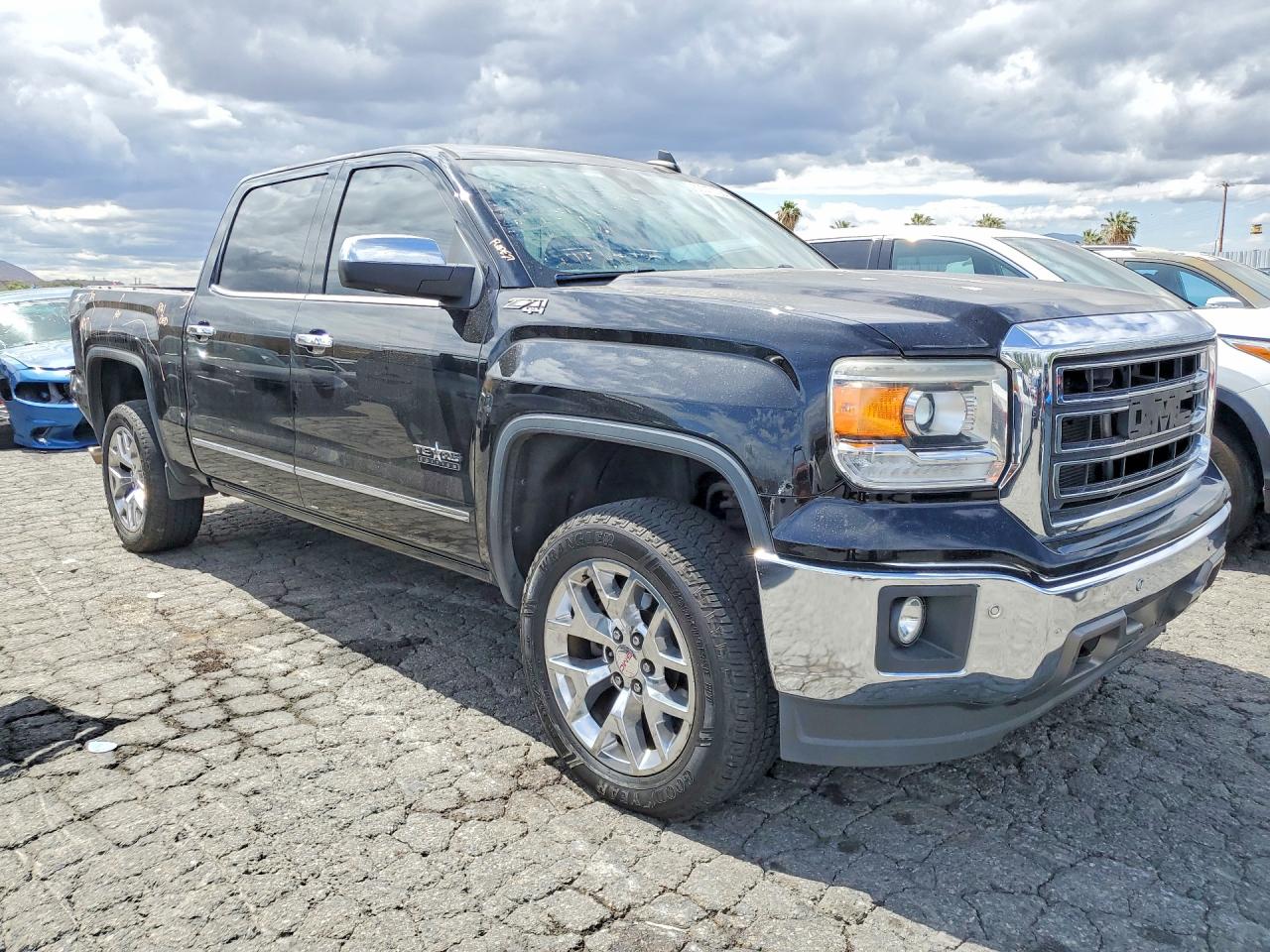 2015 GMC SIERRA