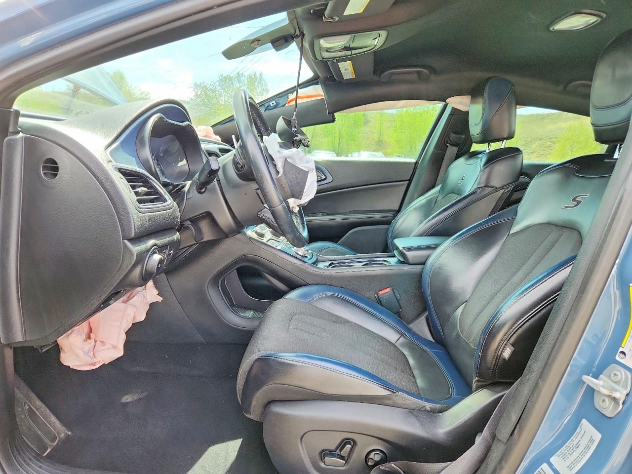 2015 CHRYSLER 200