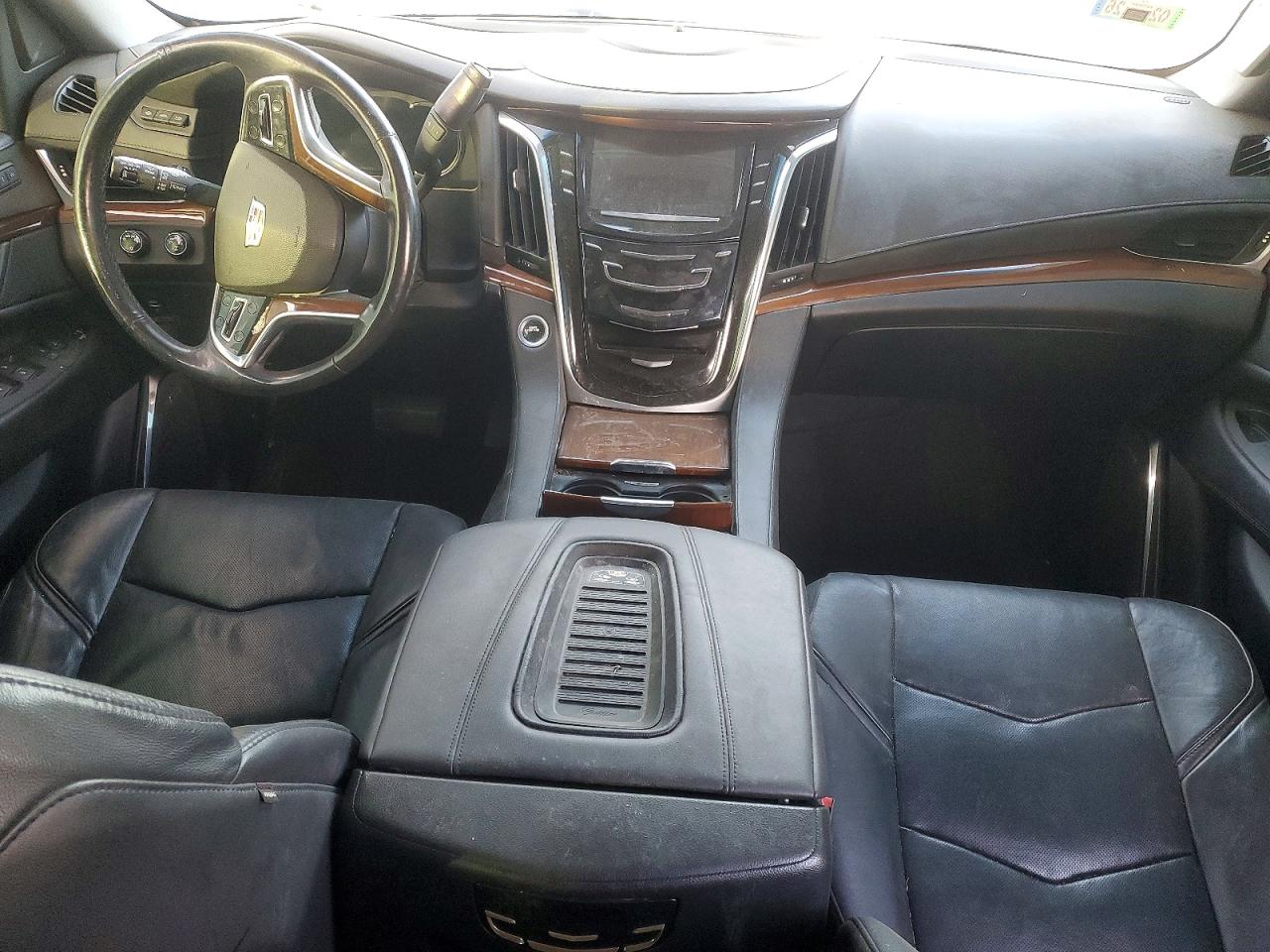 2018 CADILLAC ESCALADE