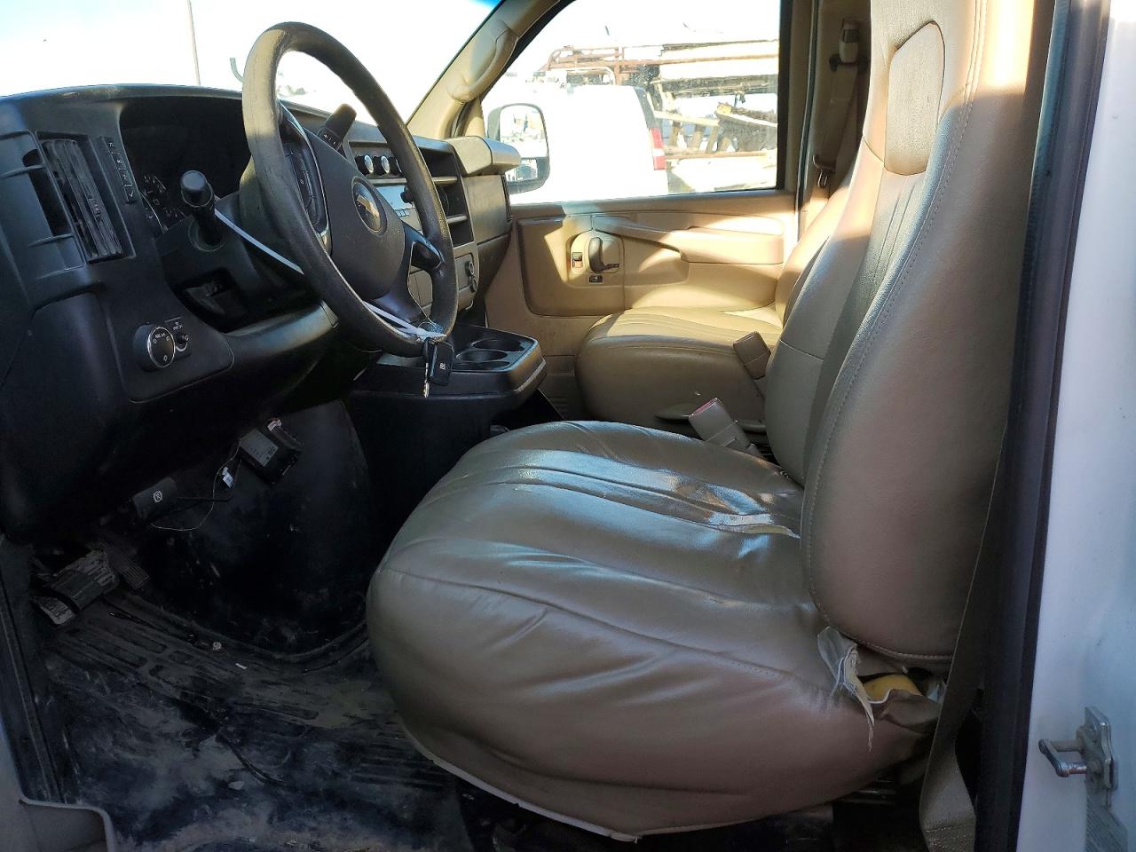 2014 CHEV EXPRESS