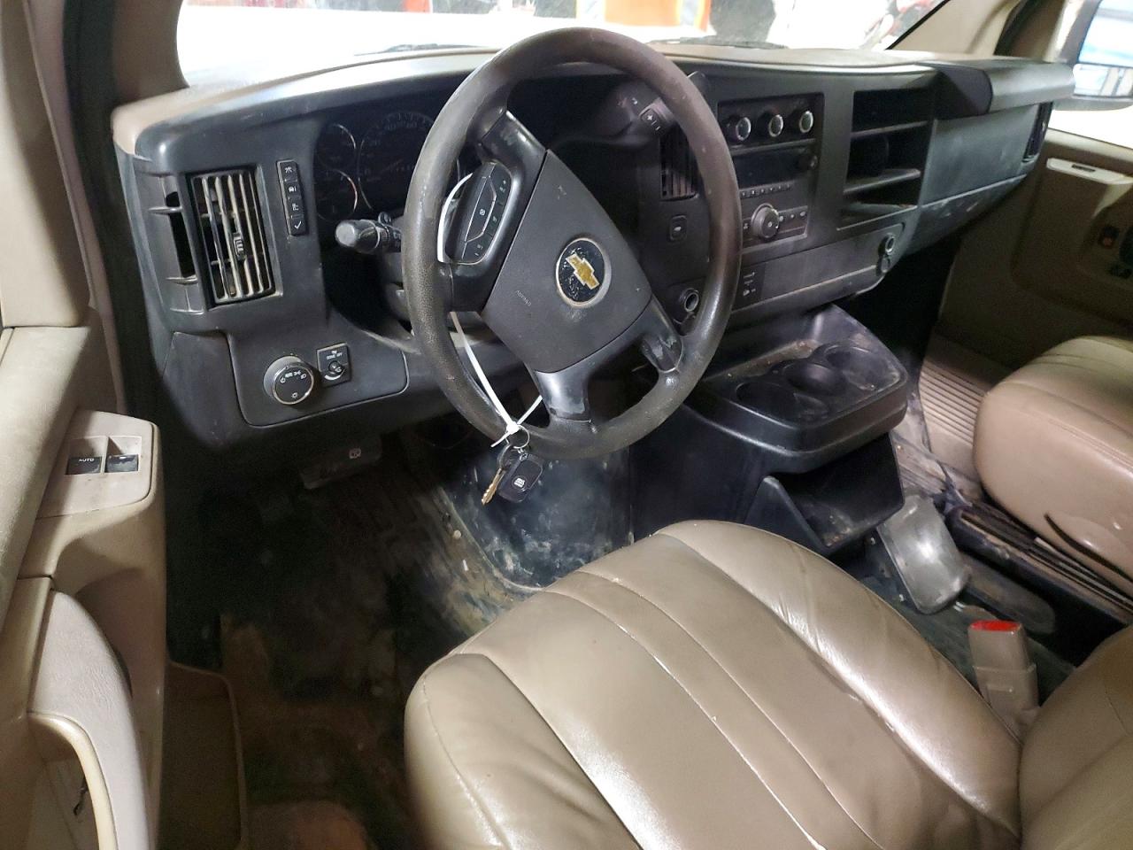 2014 CHEV EXPRESS