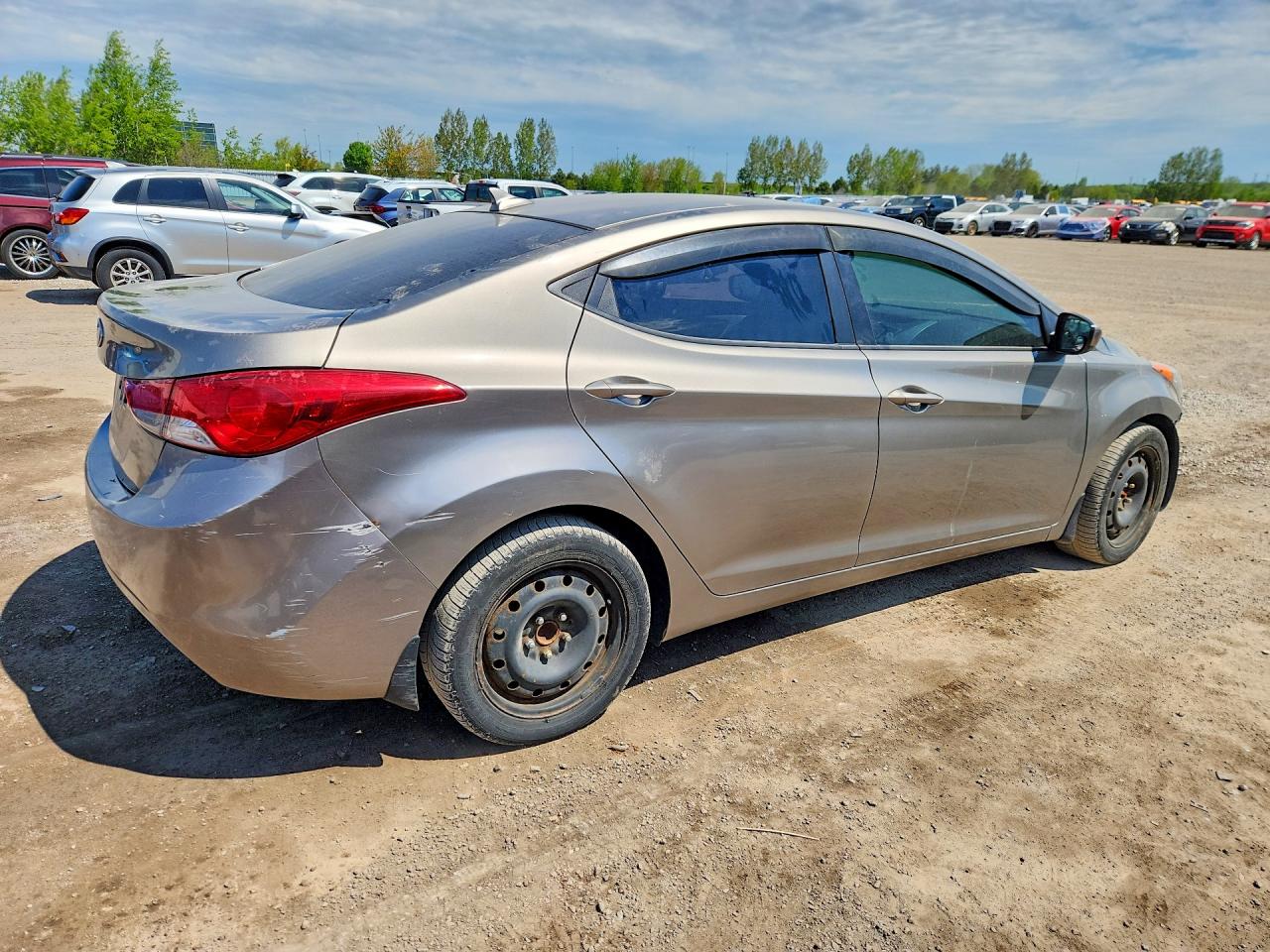 2013 HYUNDAI ELANTRA