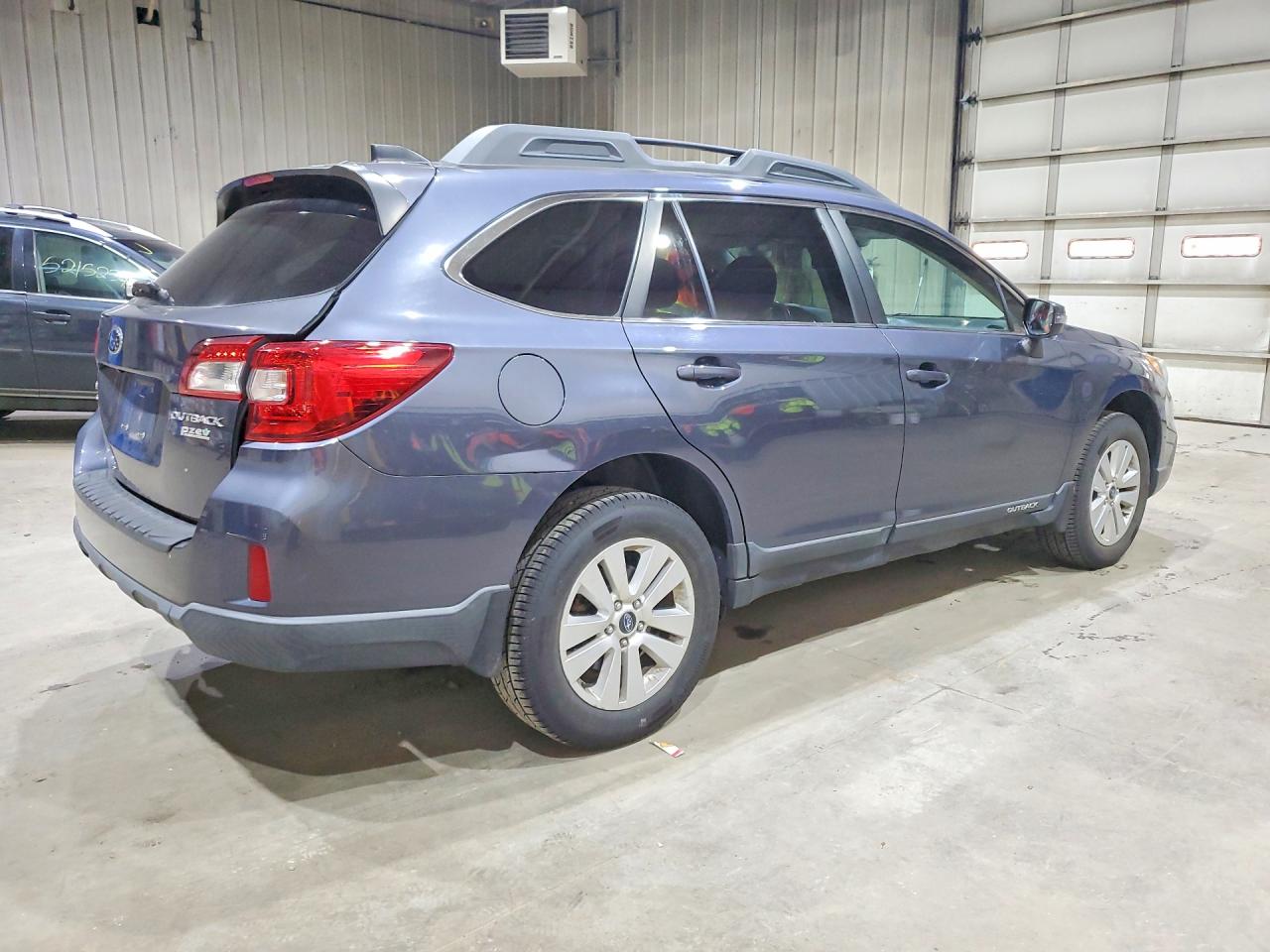 2016 SUBARU OUTBACK