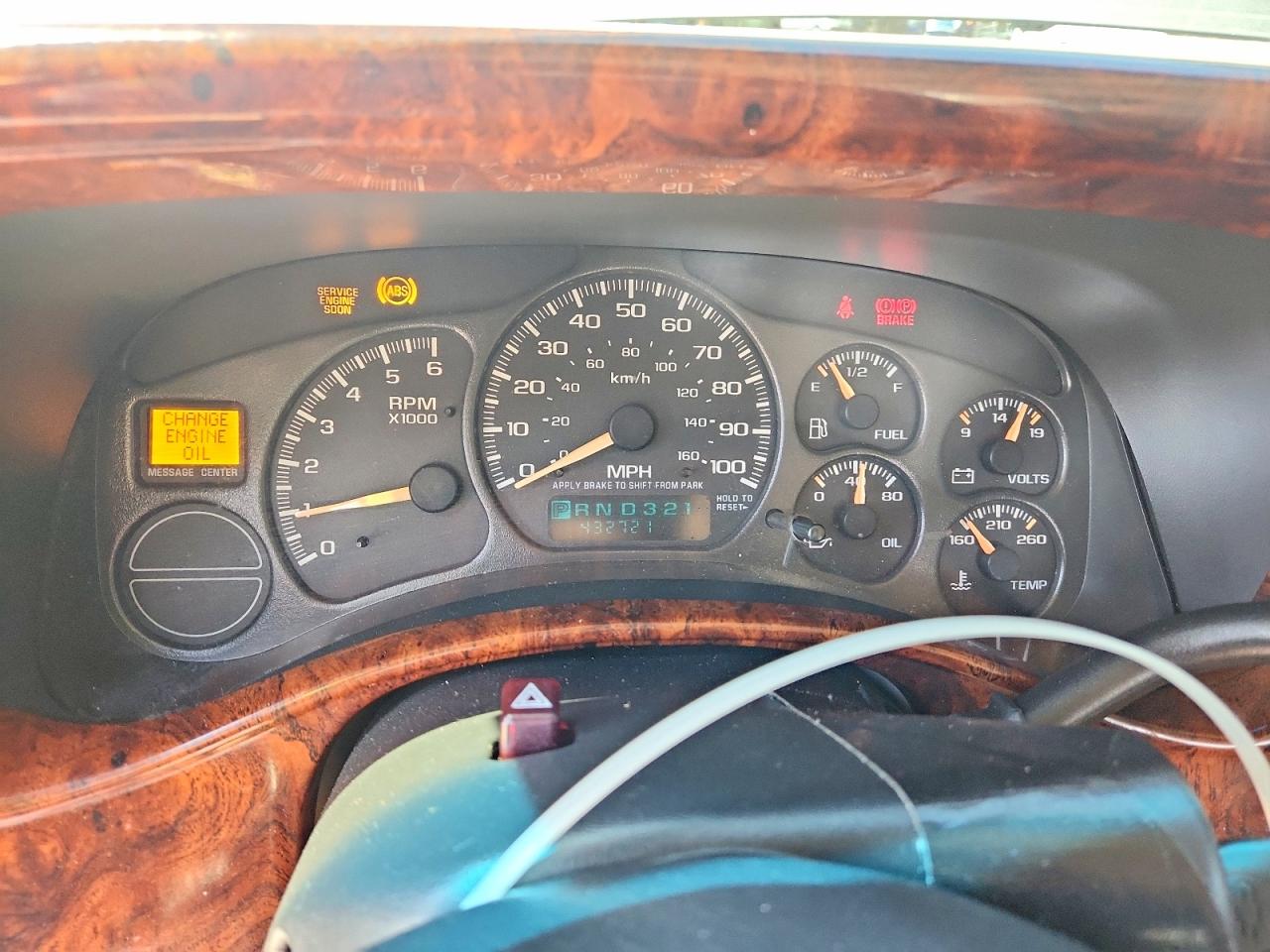 2002 CHEVROLET TAHOE