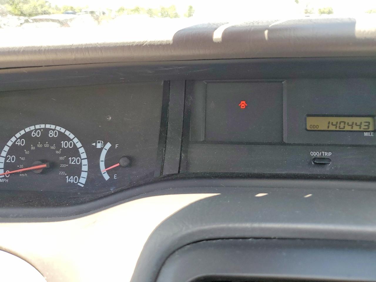 2001 TOYOTA AVALON